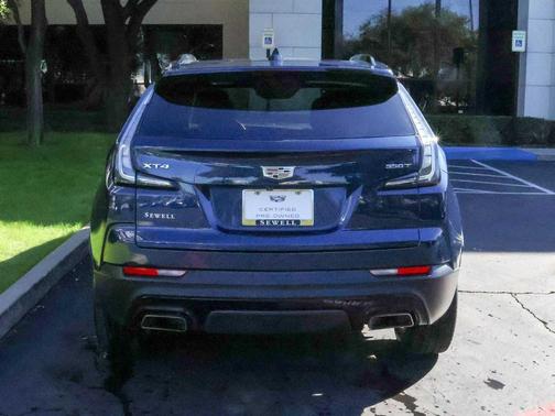 2022 Cadillac XT4 Sport