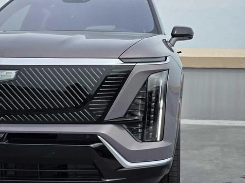2026 Cadillac VISTIQ Premium Luxury