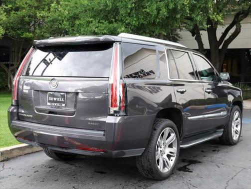 2015 Cadillac Escalade Luxury