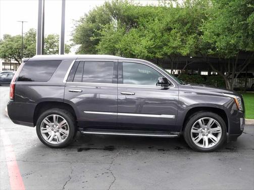 2015 Cadillac Escalade Luxury