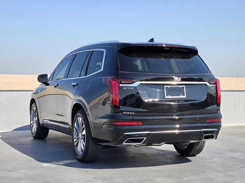 2025 Cadillac XT6 Premium Luxury FWD