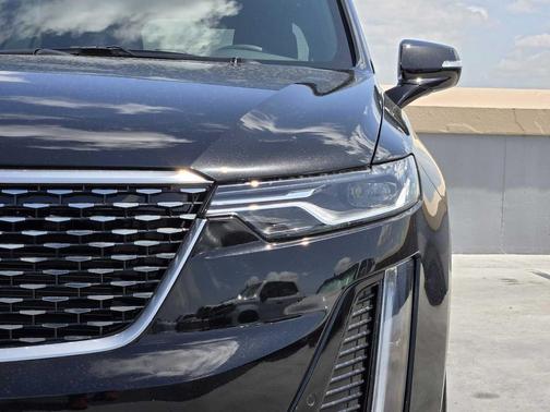 2025 Cadillac XT6 Luxury FWD