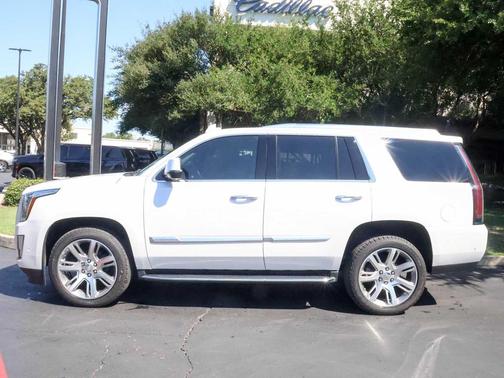 2020 Cadillac Escalade Luxury