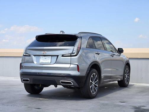 2025 Cadillac XT4 Sport