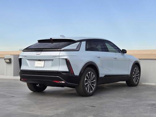 2026 Cadillac LYRIQ Sport