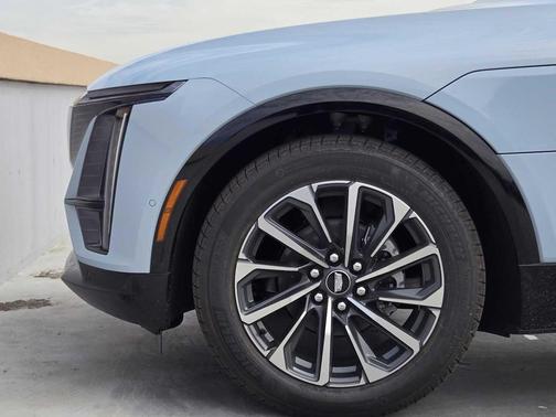 2026 Cadillac LYRIQ Sport