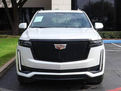 2024 Cadillac Escalade Sport