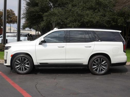 2024 Cadillac Escalade Sport