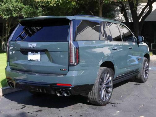 2025 Cadillac Escalade V-Series