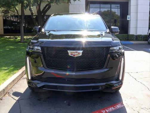 2022 Cadillac Escalade ESV Sport