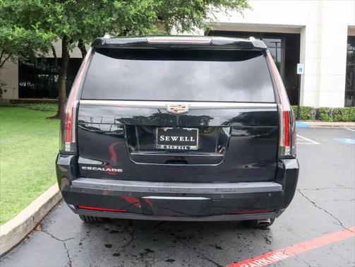 2018 Cadillac Escalade ESV Platinum