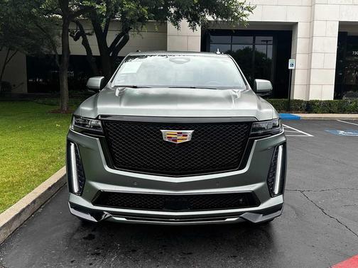 Dark Emerald Metallic 2023 Cadillac Escalade V-Series