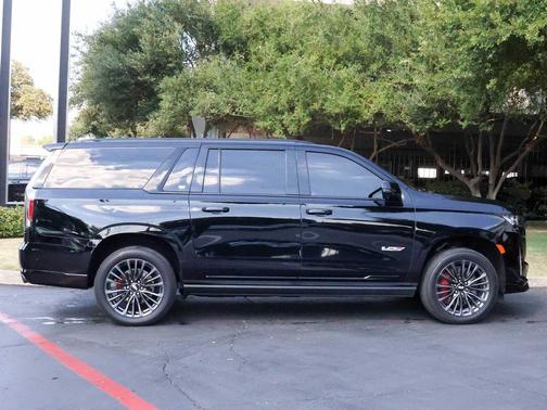 2023 Cadillac Escalade ESV V-Series