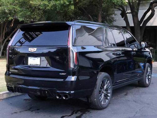 2023 Cadillac Escalade ESV V-Series