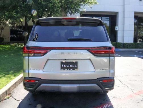 2024 Lexus LX 600 Luxury