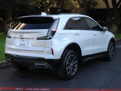 2024 Cadillac XT4 Sport
