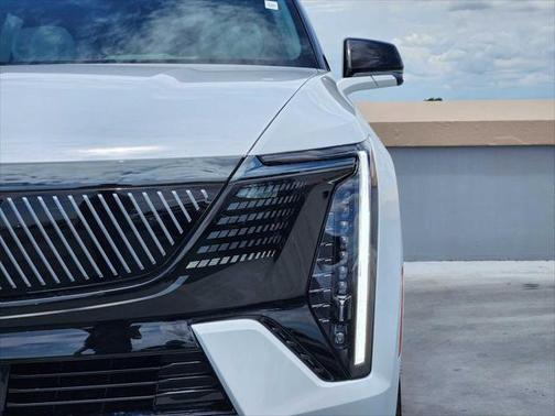2025 Cadillac Escalade IQ Sport 1