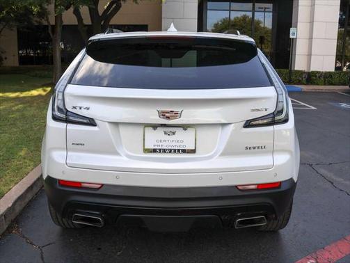 2023 Cadillac XT4 Sport