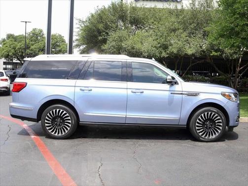 2020 Lincoln Navigator Black Label