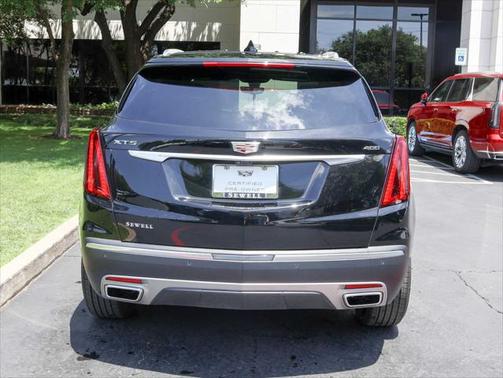 2022 Cadillac XT5 Premium Luxury