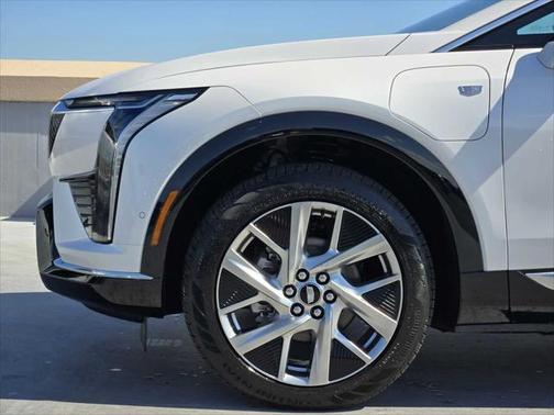 2025 Cadillac OPTIQ Luxury 1 AWD