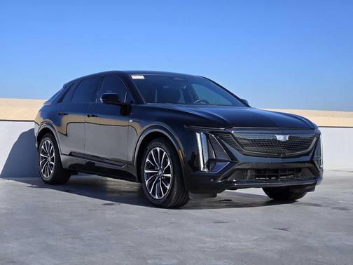 2025 Cadillac LYRIQ Sport