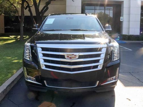 2019 Cadillac Escalade Luxury