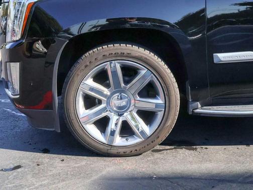 2019 Cadillac Escalade Luxury