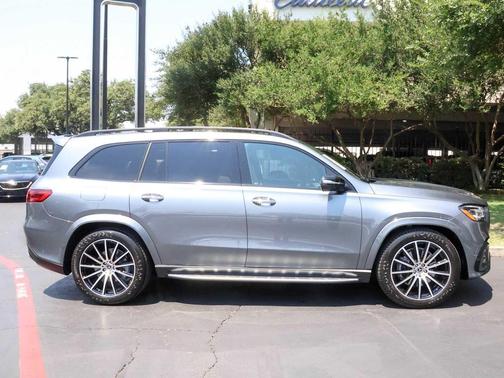 2025 Mercedes-Benz GLS 580 4MATIC