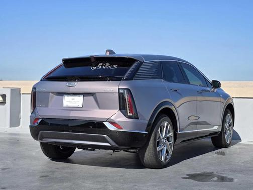 2026 Cadillac OPTIQ Luxury