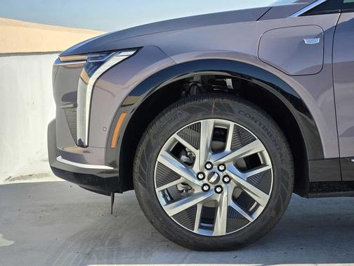 2026 Cadillac OPTIQ Luxury