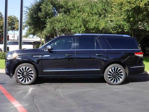 2023 Lincoln Navigator L Black Label