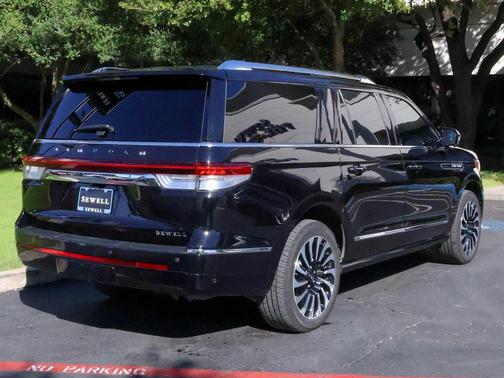 2023 Lincoln Navigator L Black Label