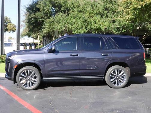 2022 Cadillac Escalade Sport