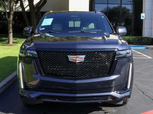 2022 Cadillac Escalade Sport