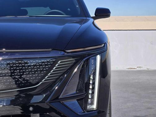 2026 Cadillac LYRIQ Premium Sport