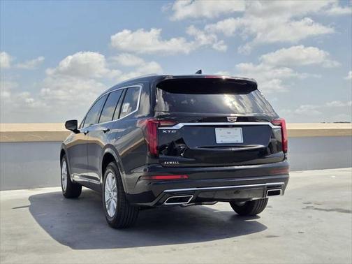 2025 Cadillac XT6 Luxury FWD