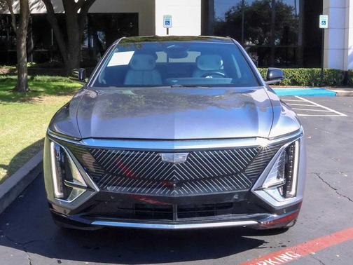 2023 Cadillac LYRIQ Luxury