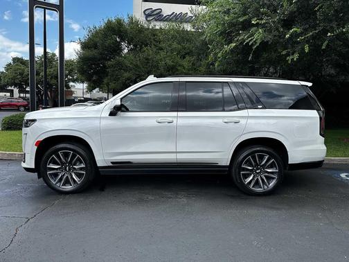 Crystal White Tricoat 2023 Cadillac Escalade Sport Platinum