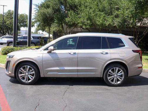 2022 Cadillac XT6 Premium Luxury AWD