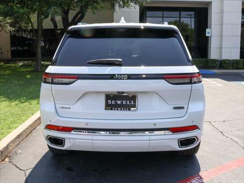 2022 Jeep Grand Cherokee Overland