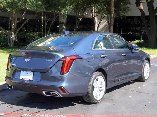 2025 Cadillac CT4 Luxury RWD