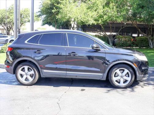 2015 Lincoln MKC Base