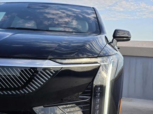 2025 Cadillac OPTIQ Luxury