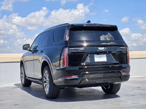 2026 Cadillac Escalade IQL Sport