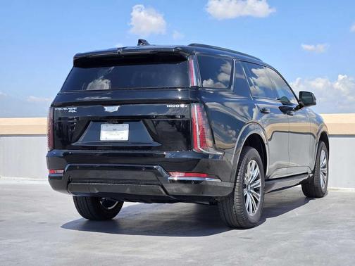 2026 Cadillac Escalade IQL Sport