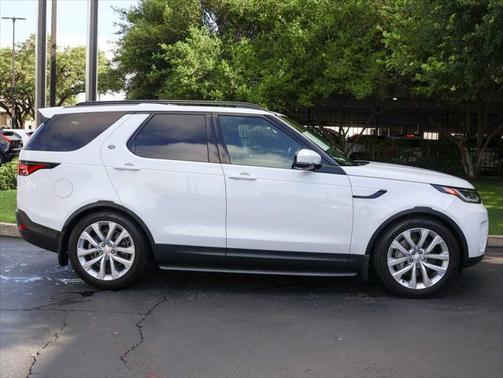 2023 Land Rover Discovery P300 S