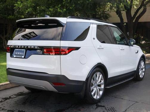 2023 Land Rover Discovery P300 S