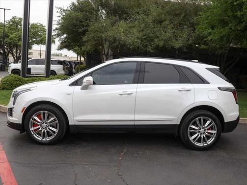 2023 Cadillac XT5 Sport