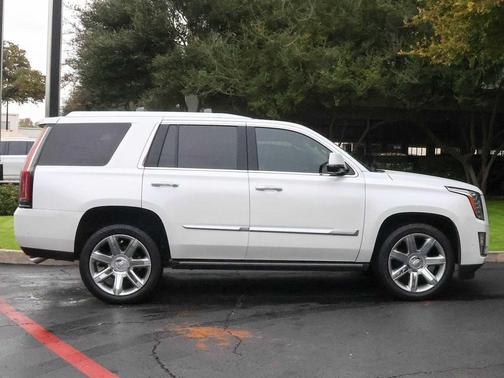 2020 Cadillac Escalade Premium Luxury